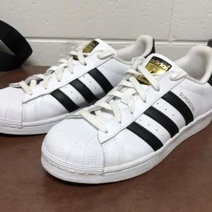Adidas superstars